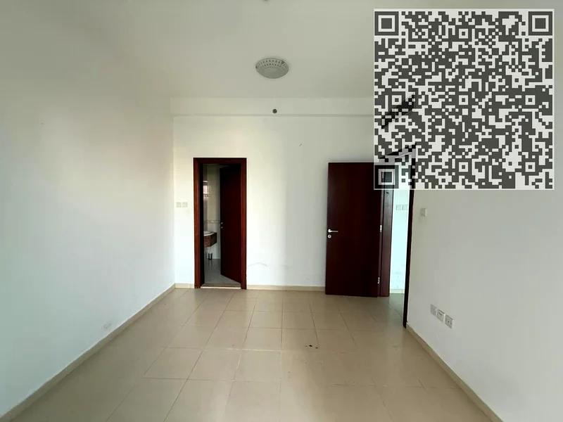 شقة في الطابق العالي واسعة - إطلالة كاملة على المدينة - موقف سيارات متضمن63724224243073113
