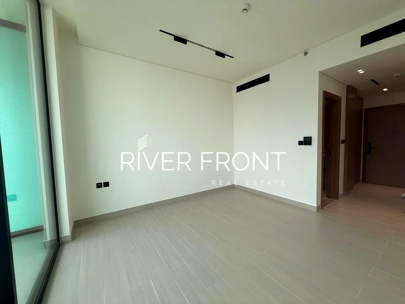 Premium Unit | Bright & Spacious | Good Location63785165713283111