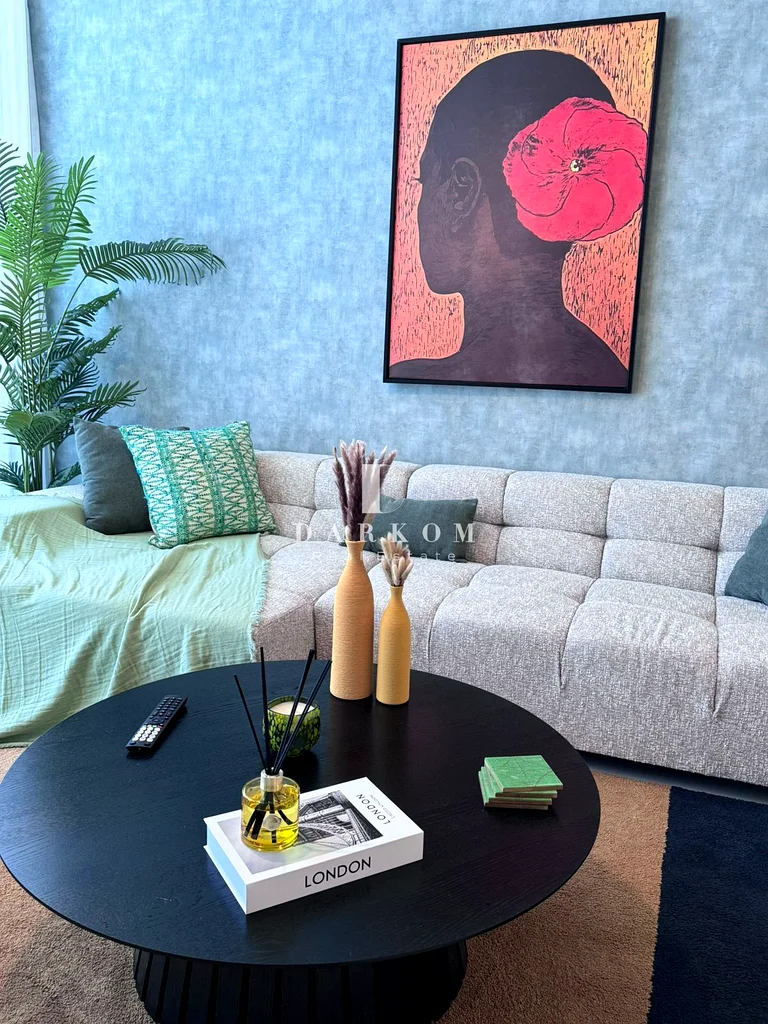 No Commission ~ VACANT ~ Furnished ~ Lagoon View64006393953283114