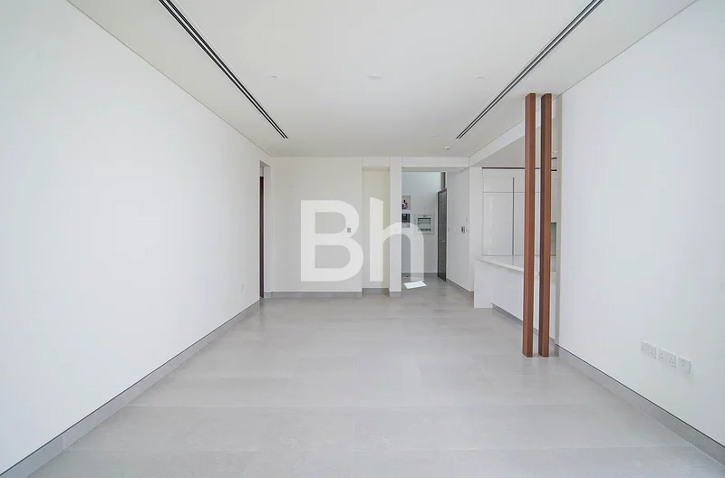 Corner TH3 Square | Handing Over | Spacious Layout63839670100483114