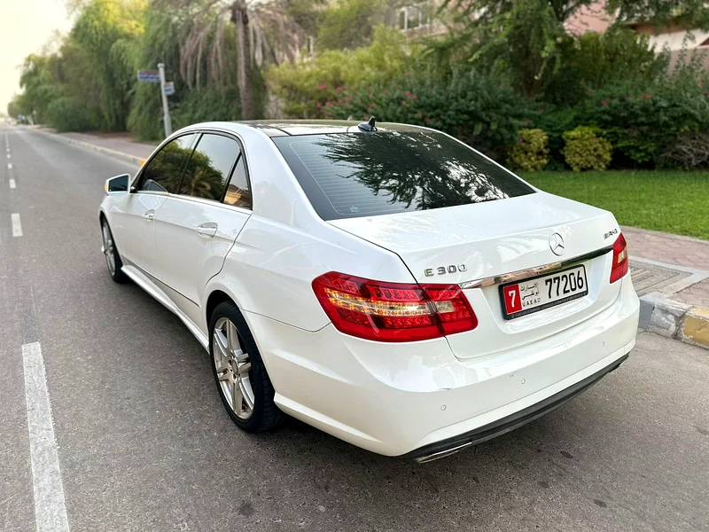 MERCEDES E300 GCC 2013 FULL OPTION63613985610499112