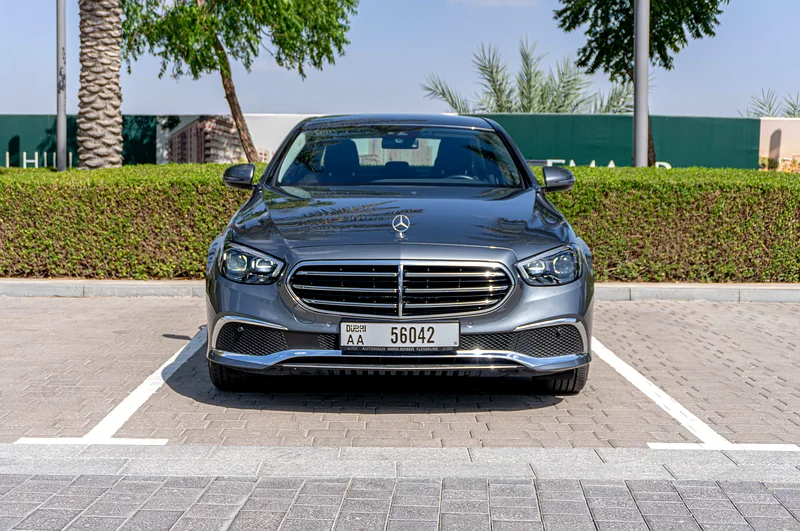E200 مع تعليق هوائي | دفعة أولى 0% متوفرة63613134999810111
