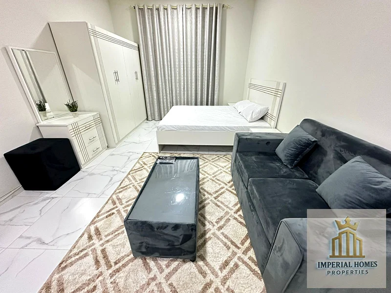 ستوديو مؤثث للإيجار الشهري في المويحة 2 - **2800 درهم شامل الفواتير**.63715483774977110