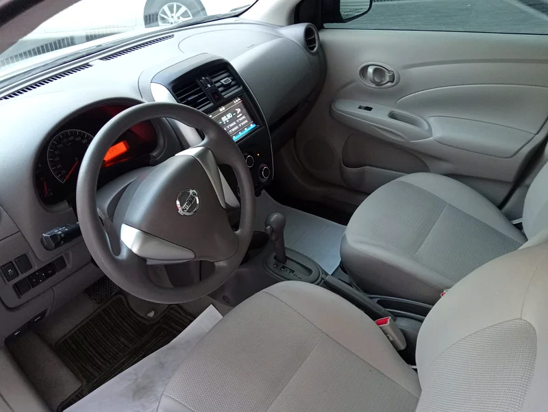 Nissan sunny 2022 mid gcc FSH accident free low kms63612795815171112