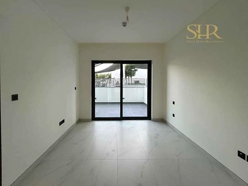 Podium Unit | Largest Layout | Multiple Cheques63758355380995112
