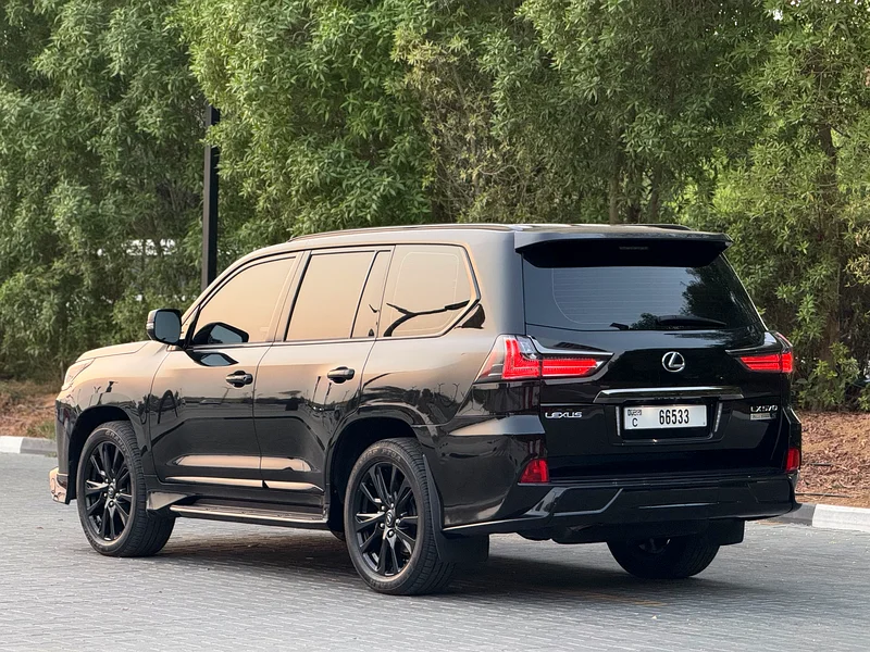 LX570 black edition S 201963612073590019113