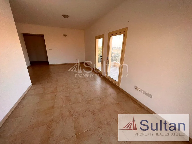 Cash Deal ! Corner 1Bed | Near to mall and Waldorf63858774958465112