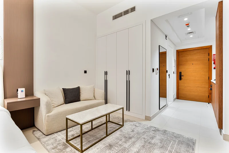 Chic Studio APT W/ Pool & Gym | Near Metro Station | Furnished | Flexible term63829426536578114