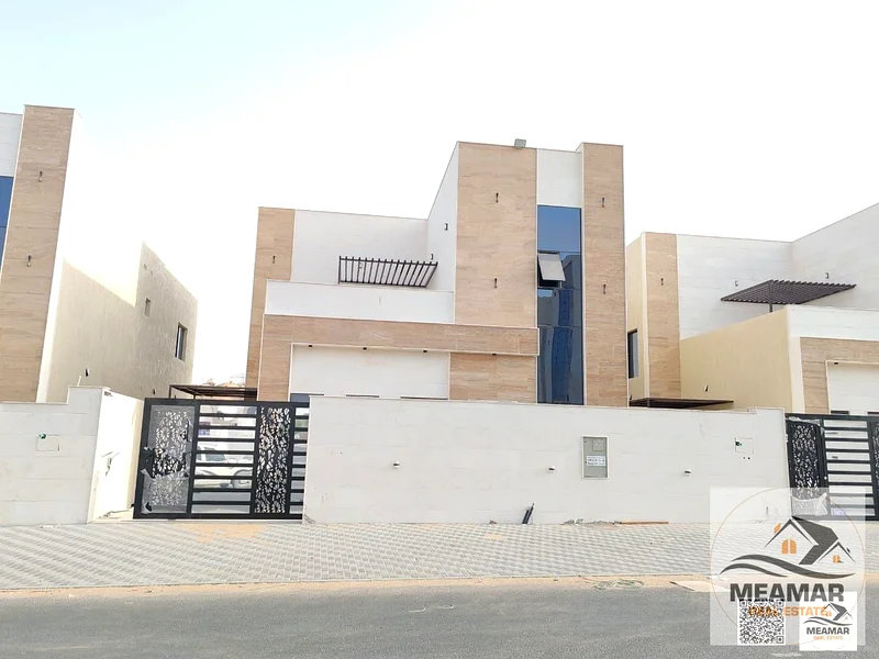 There are villas for rent at reasonable prices for families with a wall closet.63716975544961110
