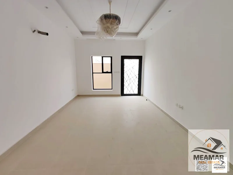 There are villas for rent at reasonable prices for families with a wall closet.63716975544961113