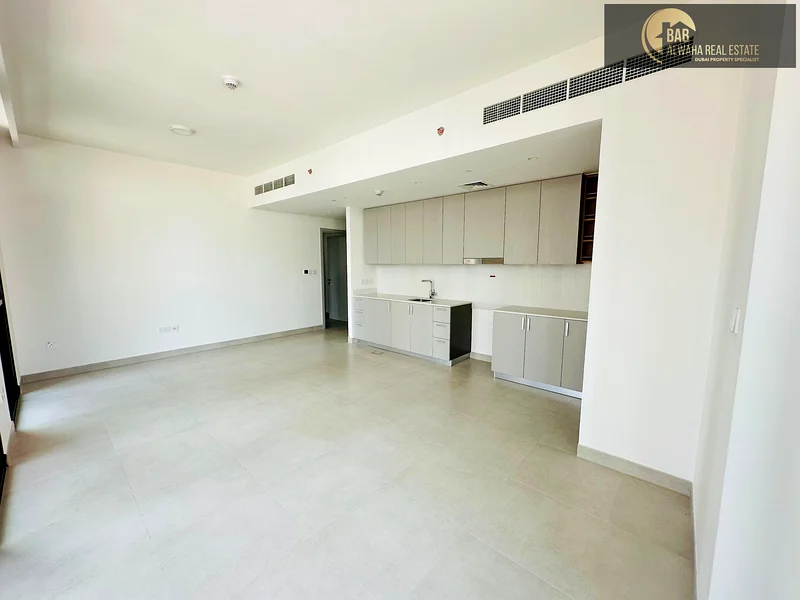 جديد بالكامل | وحدة زاوية | إطلالة على برج وبحر63761733553922112
