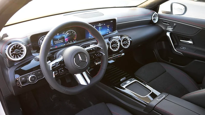 MERCEDEC BENZ A-CLASS A200L 1.5L TURBO MODEL 202563613135635458114