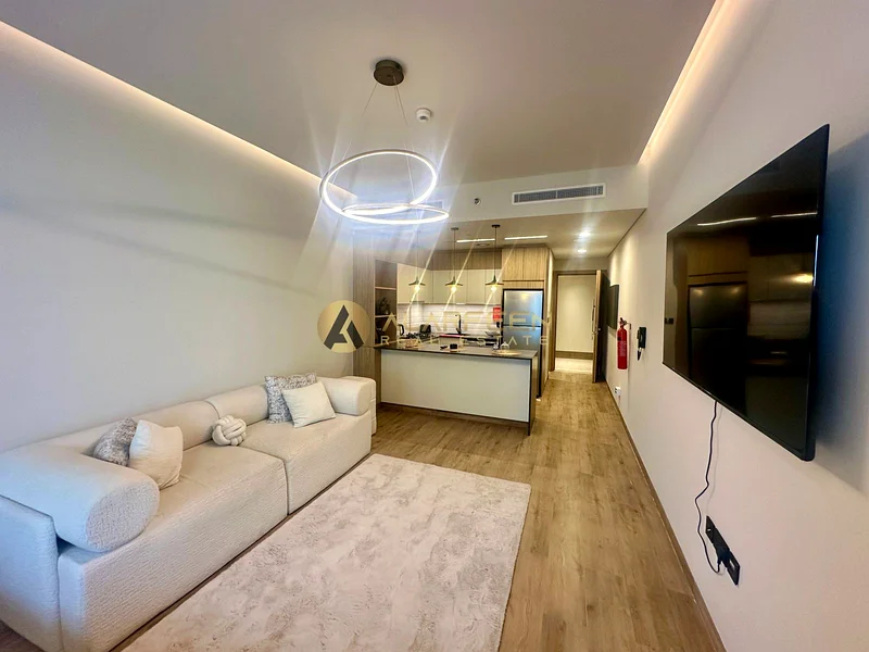 Studio Apartment | with best ammenities | Road view63779930399362110