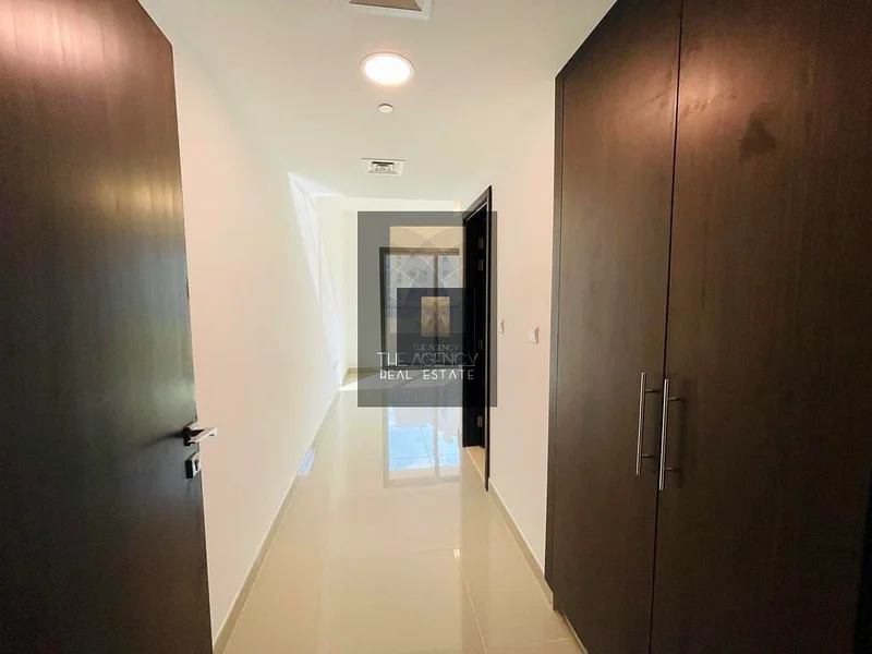 Spacious 2-Bedroom Apartment | Prime Location63763779952002114