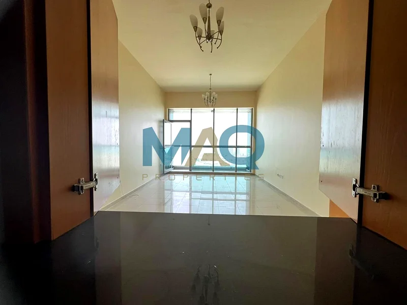 Investor Deal | High Floor | Waterfront Living63856099861250112