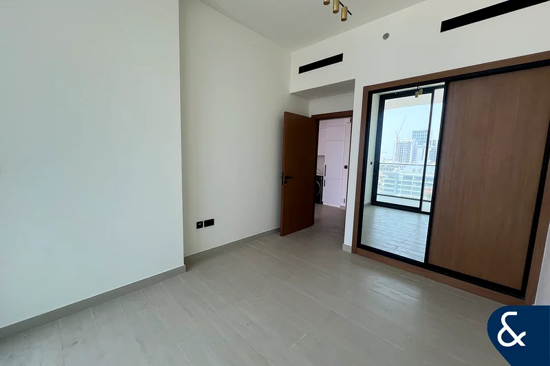 غرفة نوم واحدة | منزل ذكي | غير مفروش | عصري63798721798530110