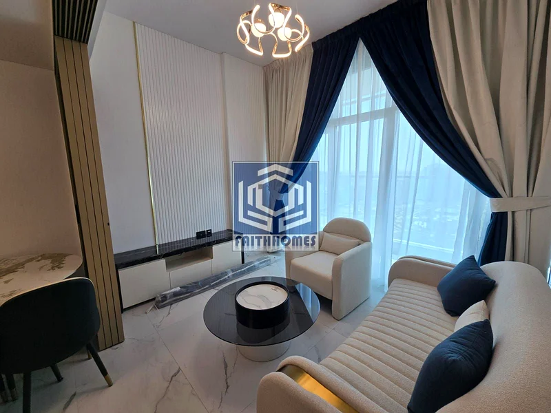 منزل جديد واسع مع مسبح خاص | شاغر63807903962883114