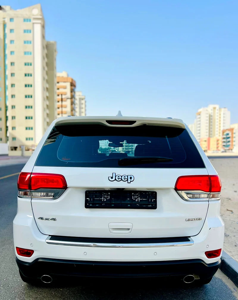 JEEP GRAND CHEROKEE 2014 MODEL WHITE GCC SPECS REF.272463612071223938111