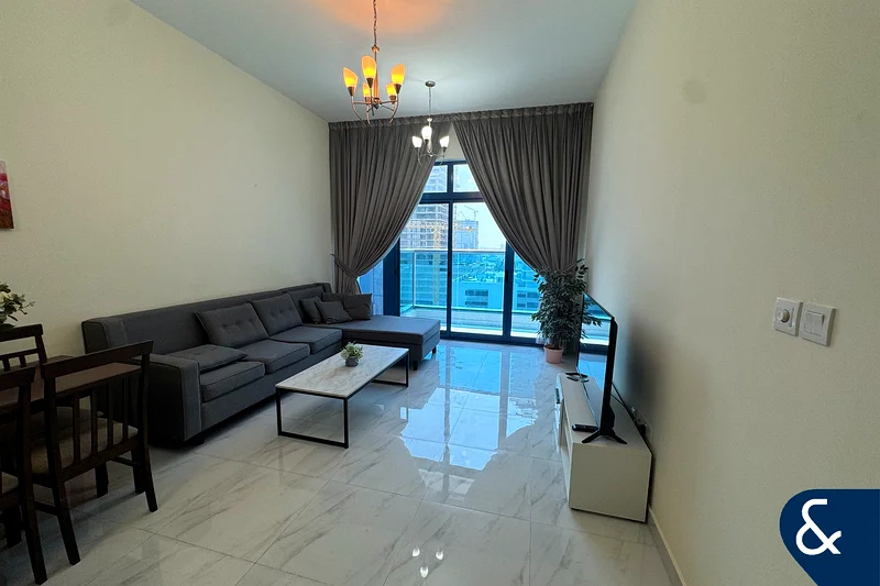 Spacious 1 BR | Upgraded | Prime Location63783845365633114