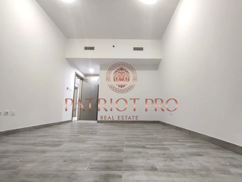 تخطيط كبير I تصميم حديث I مبنى للعائلة63786429675521113