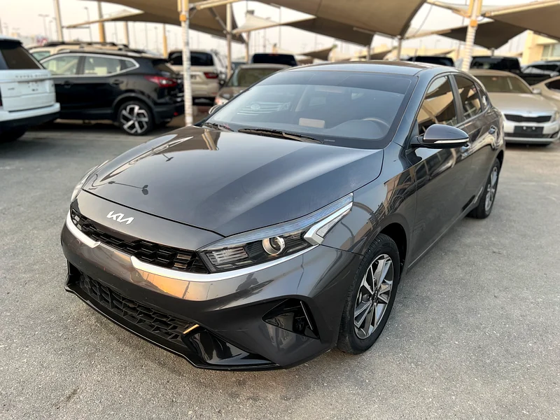 KIA CERATO HATCHBACK 2022 MODEL GCC V4 1.6L FULL OPINION WITH SUNROOF FREE ACCIDENT ORIGINAL PAINT63613736941185117
