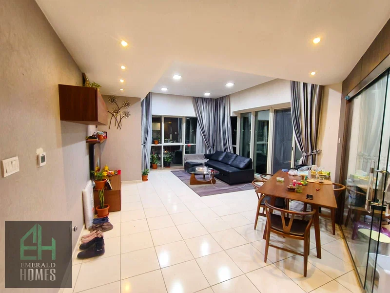 Spacious Layout |  PRIME LOCATION  | 2 BED APARTMENT CORNER UNIT FOR SALE63977420231426110