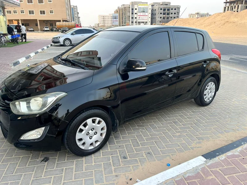 Hyundai i20 gls gcc 2013 model63612083670147112