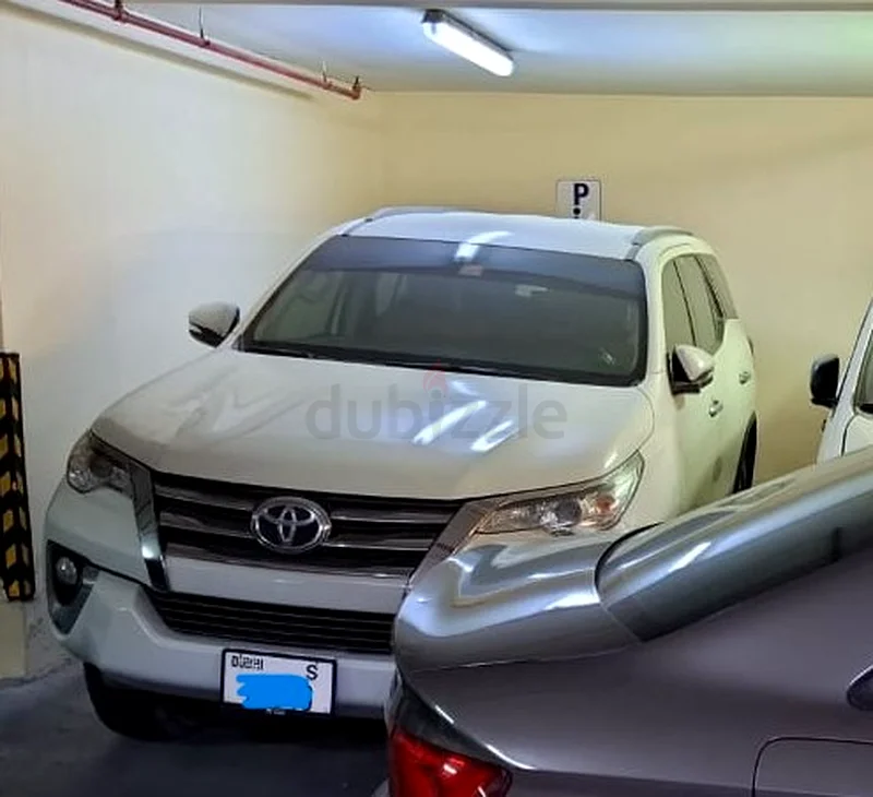 Toyota Fortuner63613132434945111