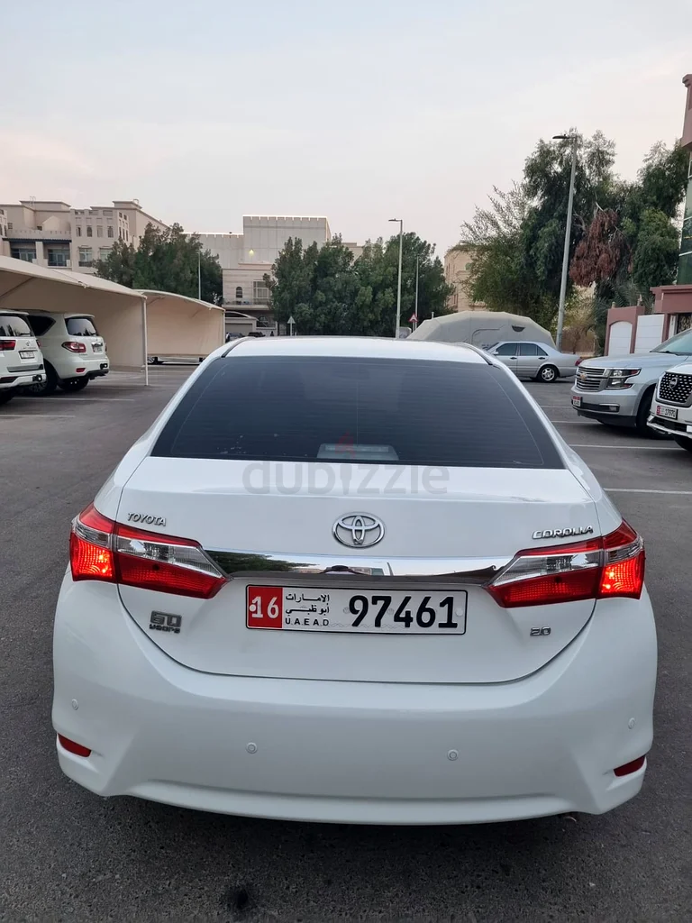 تويوتا كورولا 201563612452121602112