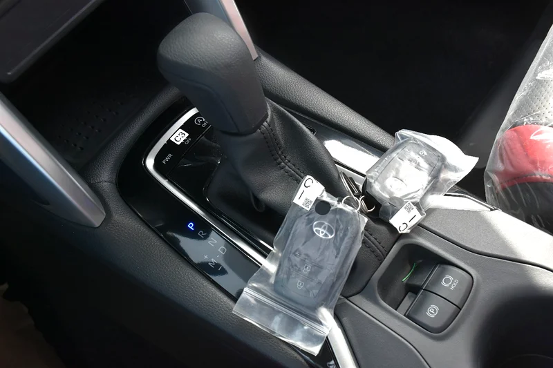 NEW | COROLLA CROSS | WITH WARRANTY63612447672577114
