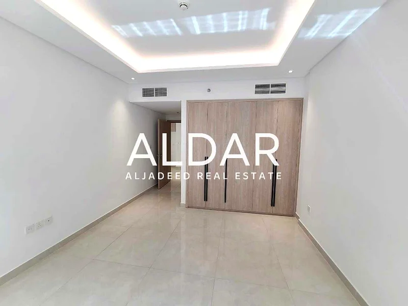 جديد بالكامل | تخطيط واسع | إطلالة على المول63787179357057113