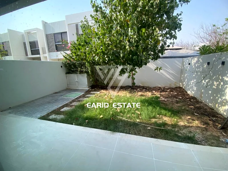 قائمة حقيقية | 4+ خادمة شاغرة | أفضل تخطيط | r2m163740961627521113