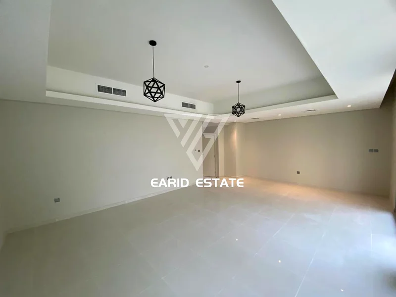 قائمة حقيقية | 4+ خادمة شاغرة | أفضل تخطيط | r2m163740961627521114