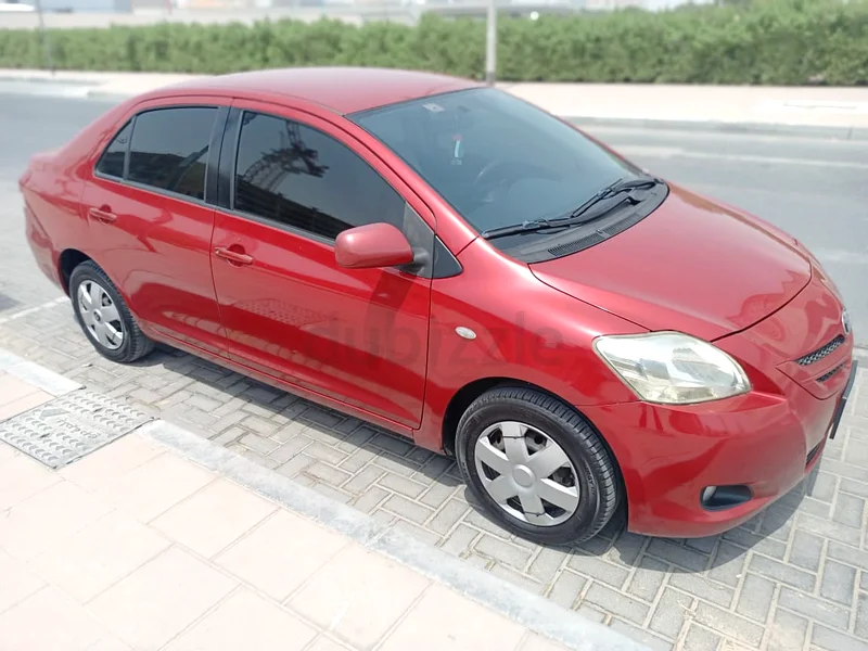 ACCIDENT FREE RED TOYOTA YARIS FOR SALE63612448863362113