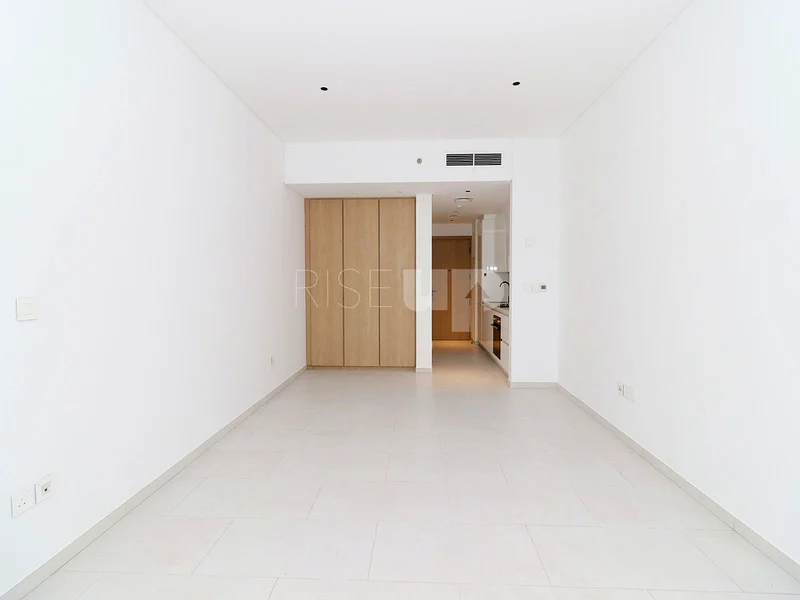 Burj Khalifah view | High Floor | Multiple Cheques63790342132866111