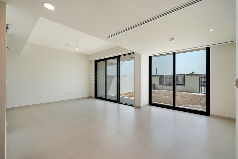|| جديد بالكامل 3 غرف نوم + غرفة خادمة || مجاور للمبنى ||63737730297858111