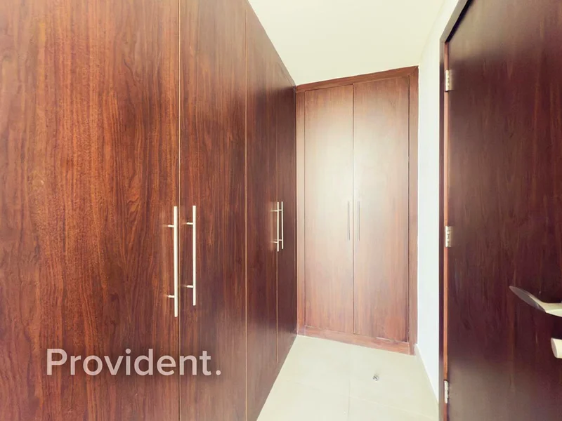 Single Row | Closed Kitchen | Community Expert63731086453249114