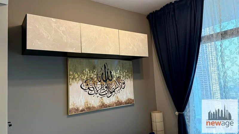 طابق عالي | مفروش فاخر | بالقرب من المترو63793485829635113