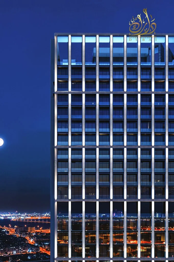 Luxury lifestyle / skyline view  / Prime location63970744572034112