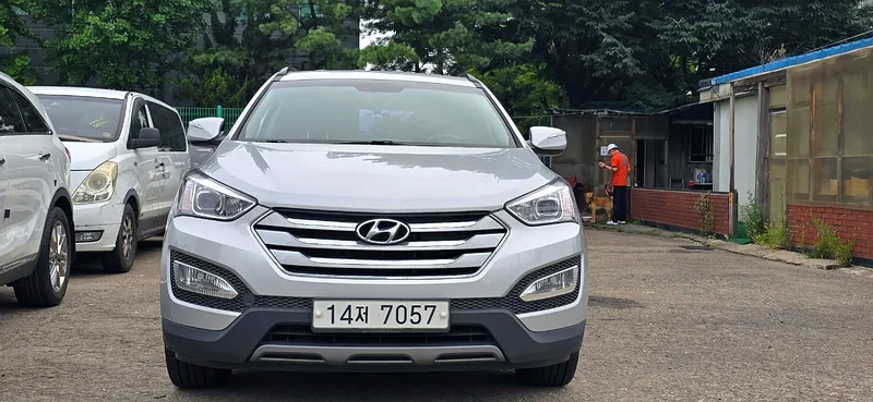 2014 | Hyundai Santa Fe | Diesel | 4X4 | Automatic | Low Mileage | Ref#30 | Special Cars Coming Soon63612087450626111