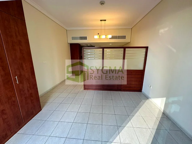 منظر على البحيرة | غير مفروش | بالقرب من المترو63749936339329112
