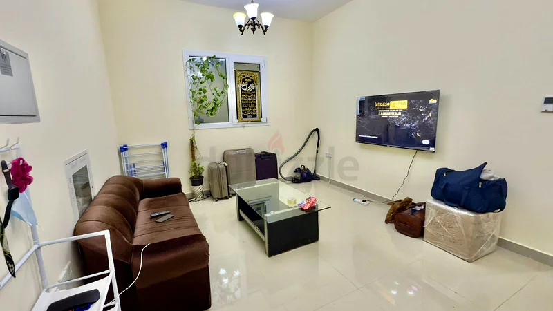 1 BHK READY TO MOVE IN FULLY FURNISHED AVAILABLE ONLY FOR FAMILY INDIAN63827630212737110