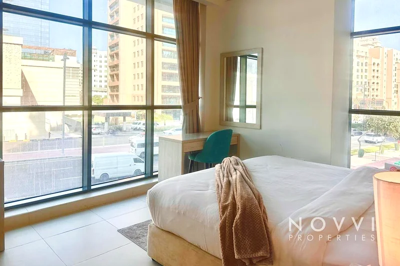 Spacious 1BR | West Beach Views | Furnished64008021400321111