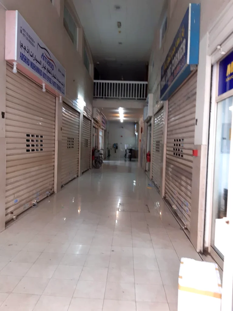 ***** NEAR BANIYASS AND UNION STATION *****  A GOOD SIZE STUDIO APARTMENT FOR RENT  (YEARLY)63737826707331112