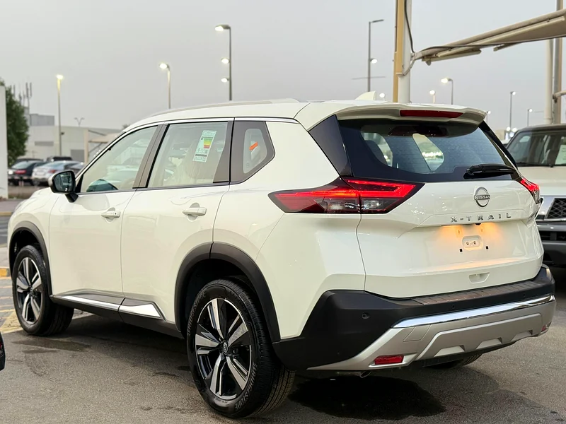 Nissan X-Trail SL Zero under warranty GCC Nissan X-Trail SL Zero under warranty63612796394499111