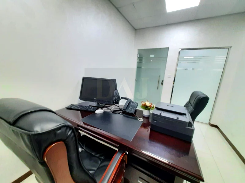 جاهز للانتقال | مباشرة من المالك | موقع متميز63618314809857112