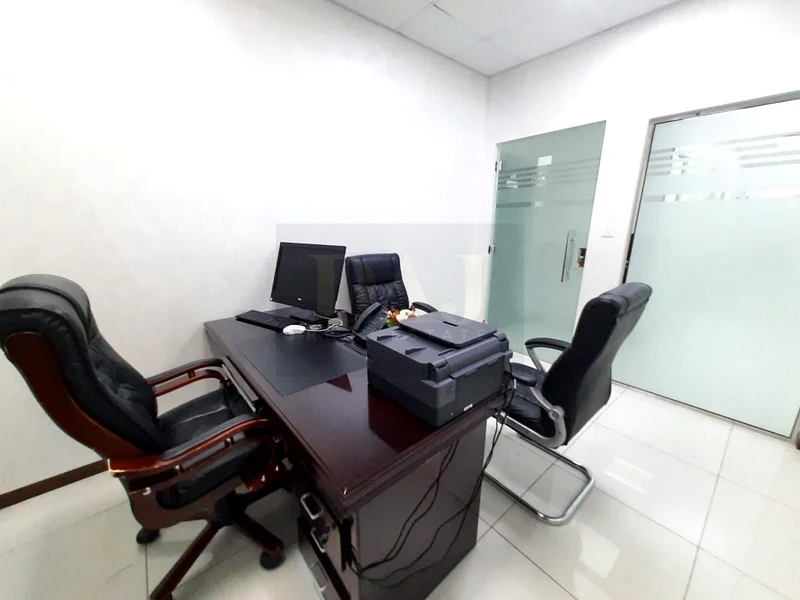 جاهز للانتقال | مباشرة من المالك | موقع متميز63618314809857114