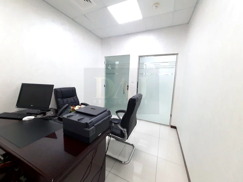 جاهز للانتقال | مباشرة من المالك | موقع متميز63618314809857113