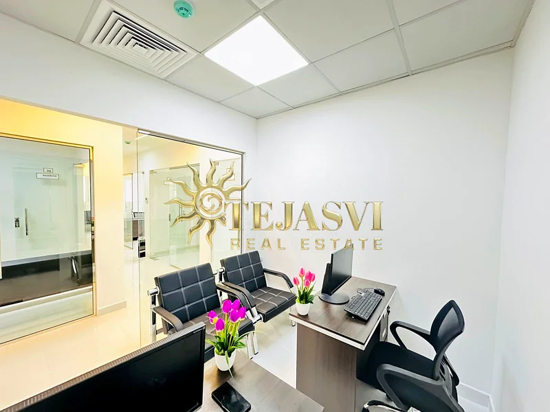 حوّل عملك مع مساحات مكاتب مفروشة بالكامل63619848953729114