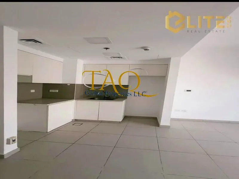 Spacious!!unfurnished studio ready to move@38k 2 chques63654981489538112